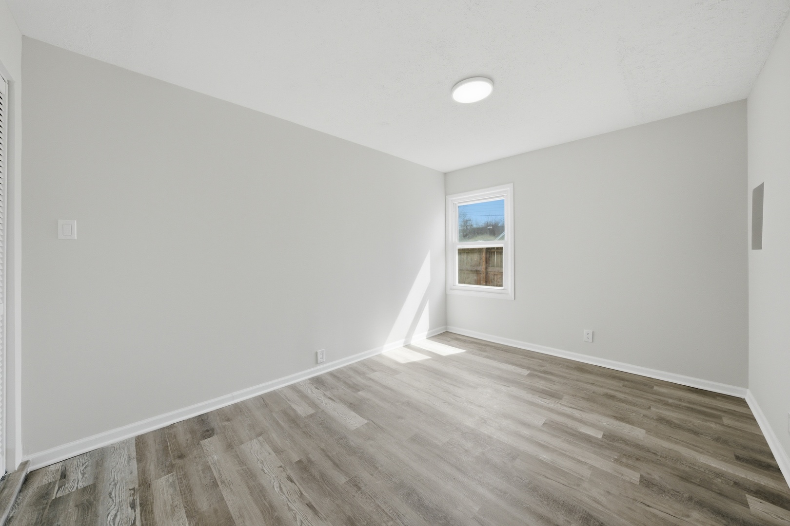 400 South Hebbard Street Joliet, IL 60433 - Photo 15 of 19