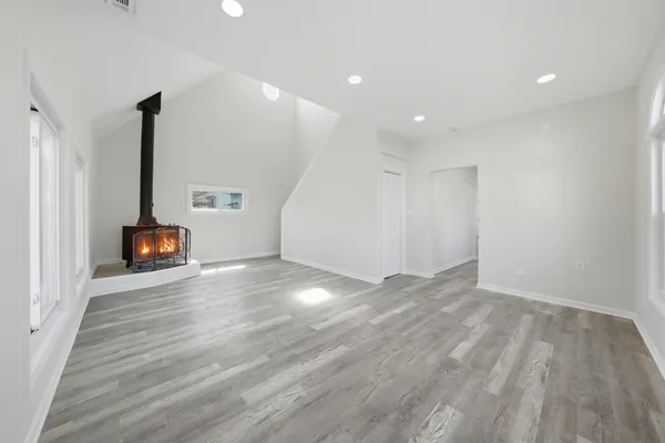 $265,000 | 400 South Hebbard Street, Joliet, IL 60433