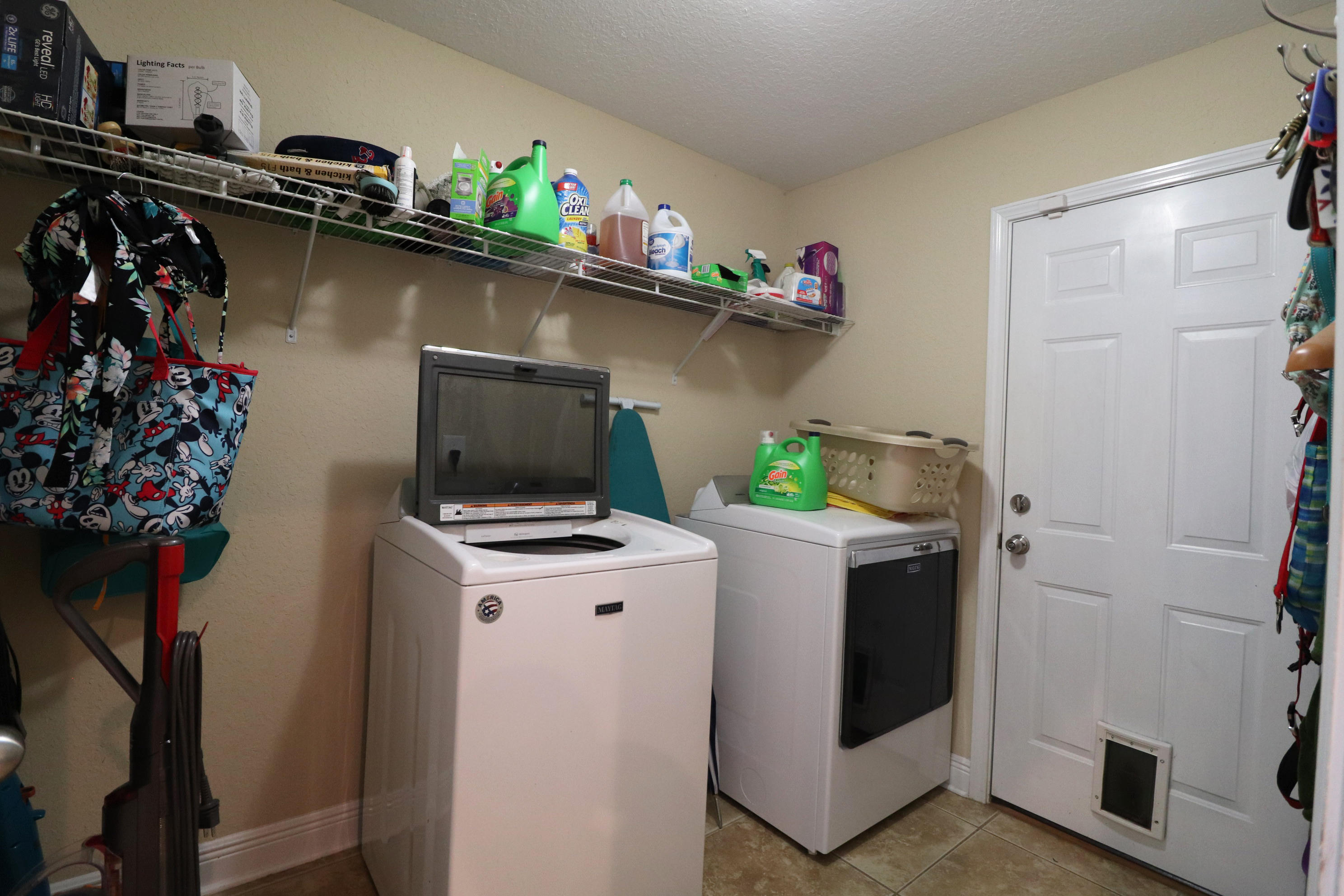 6181 Hummingbird Lane Crestview, FL 32536 - Photo 37 of 56 a utility room with dryer and washer