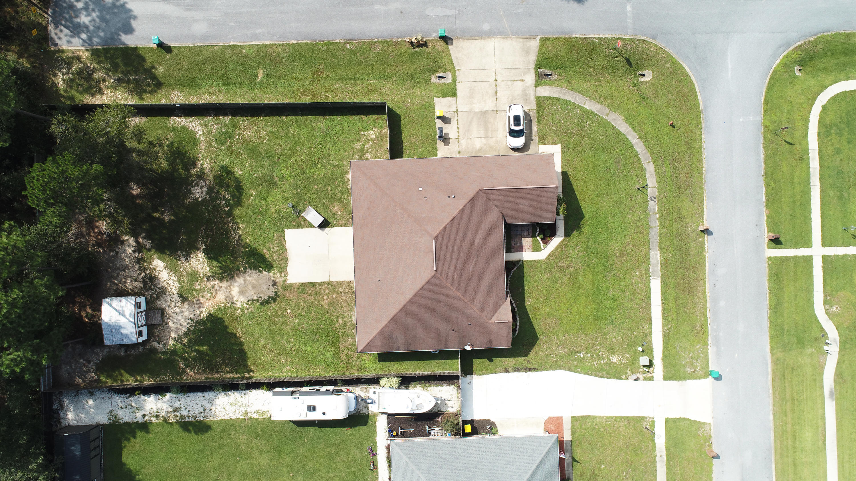 6181 Hummingbird Lane Crestview, FL 32536 - Photo 50 of 56 an aerial view of a swimming pool