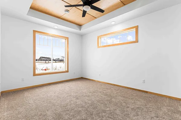 $495,000 | 215 Emma Court, Mapleton, ND 58059