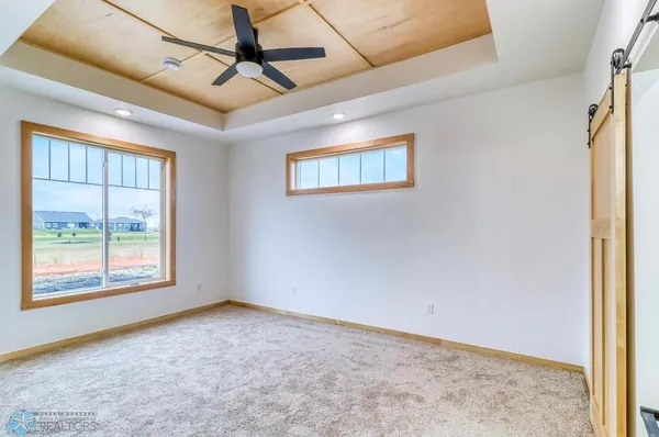 $495,000 | 215 Emma Court, Mapleton, ND 58059
