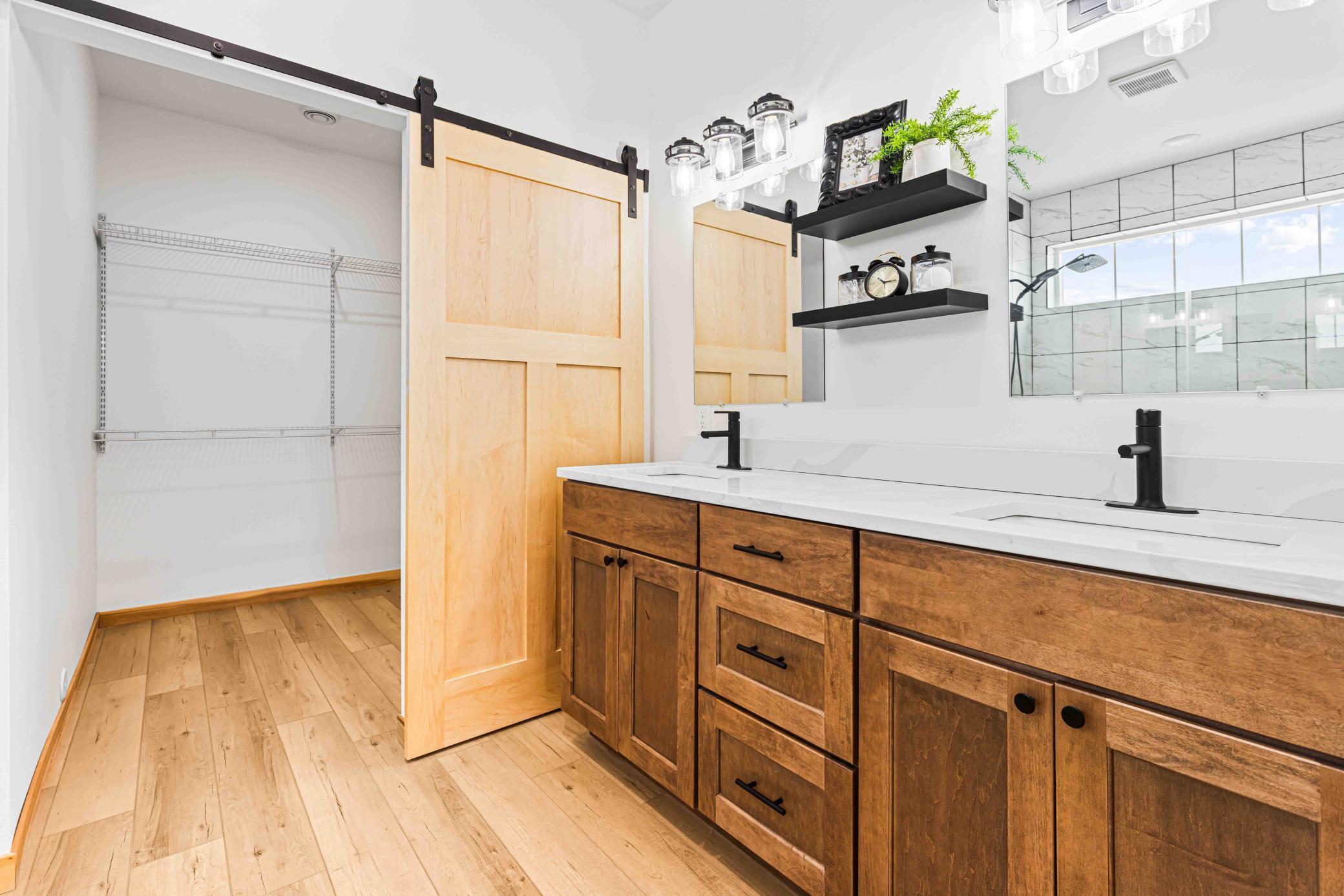 215 Emma Court Mapleton, ND 58059 - Photo 20 of 48