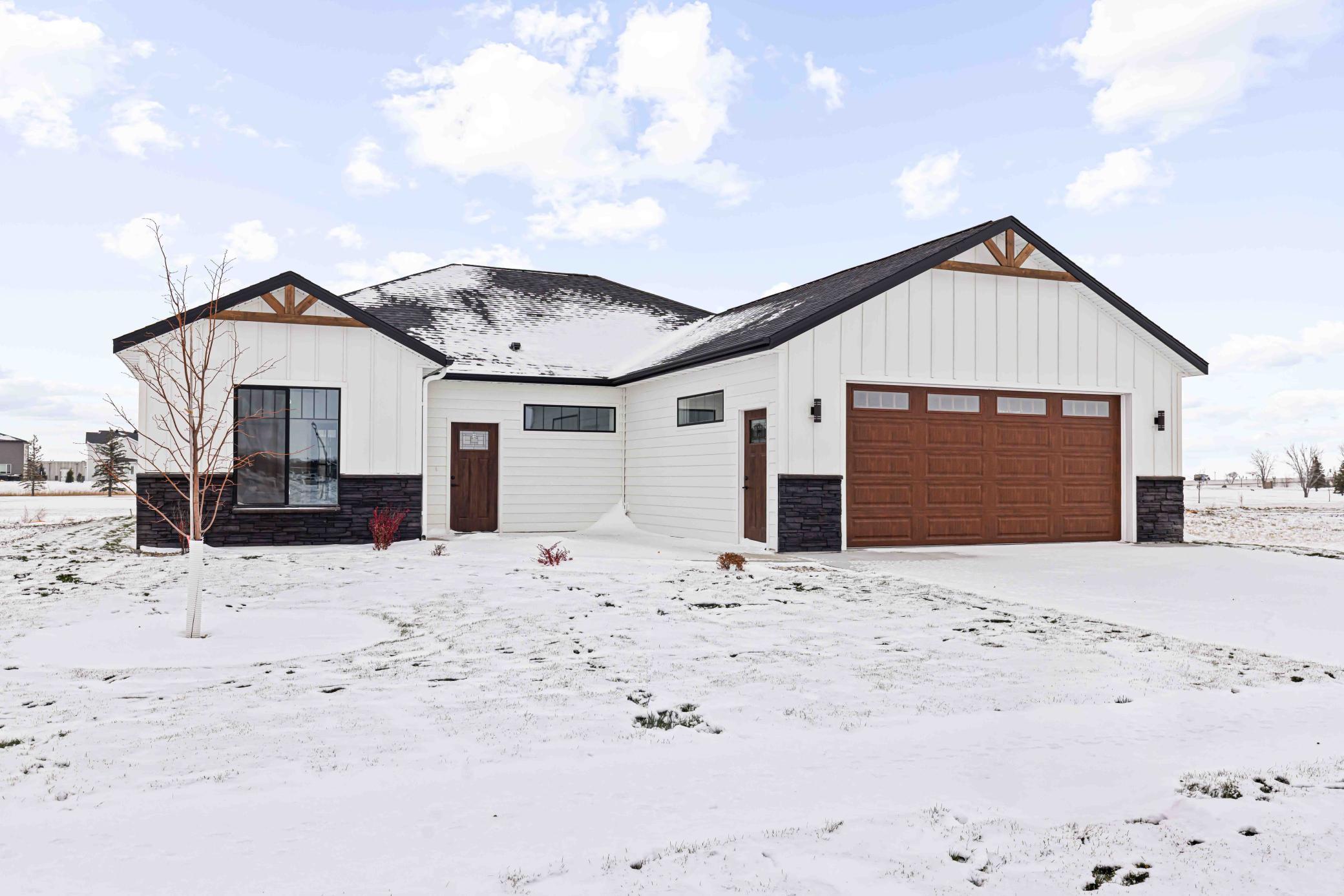 215 Emma Court Mapleton, ND 58059 - Photo 34 of 49