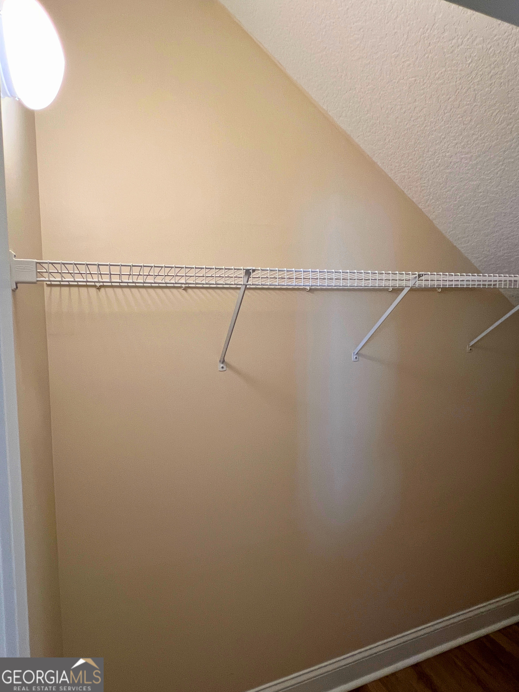 822 Davis Avenue Kingsland, GA 31548 - Photo 5 of 24 a view of a small space