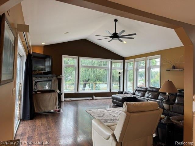 3251 Mann Road Clarkston, MI 48346 - Photo 10 of 30 Gallery Image 10