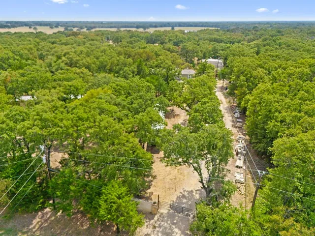 a view of a yard with an outdoor space