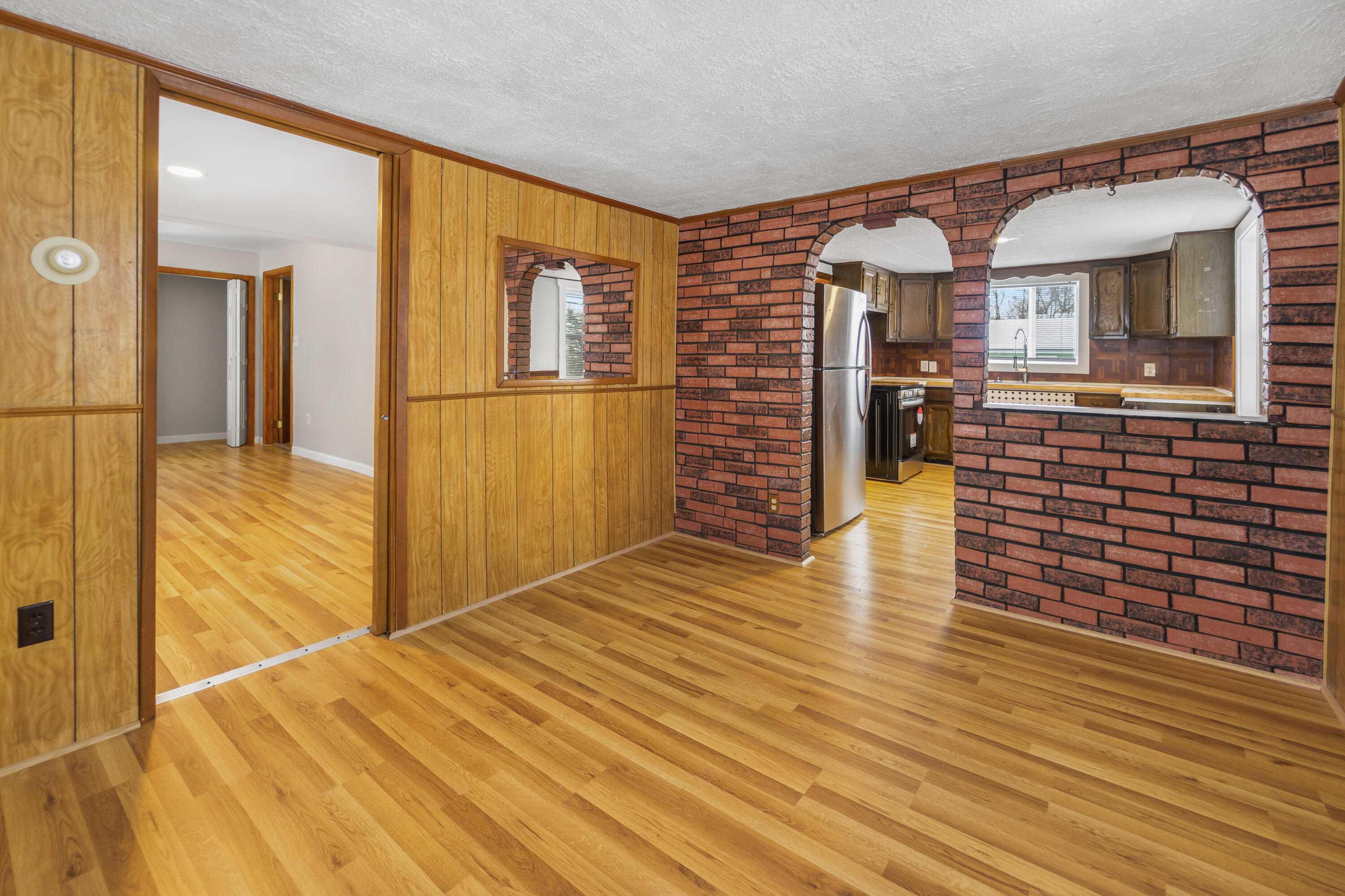 587 Main Road Milford, ME 04461 - Photo 8 of 33 DSC08949