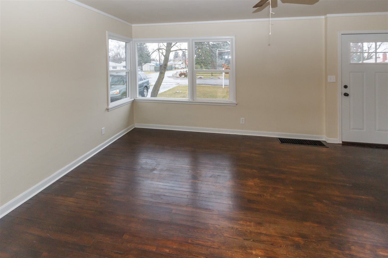 402 North Locust Road Spokane Valley, WA 99206 - Photo 6 of 20