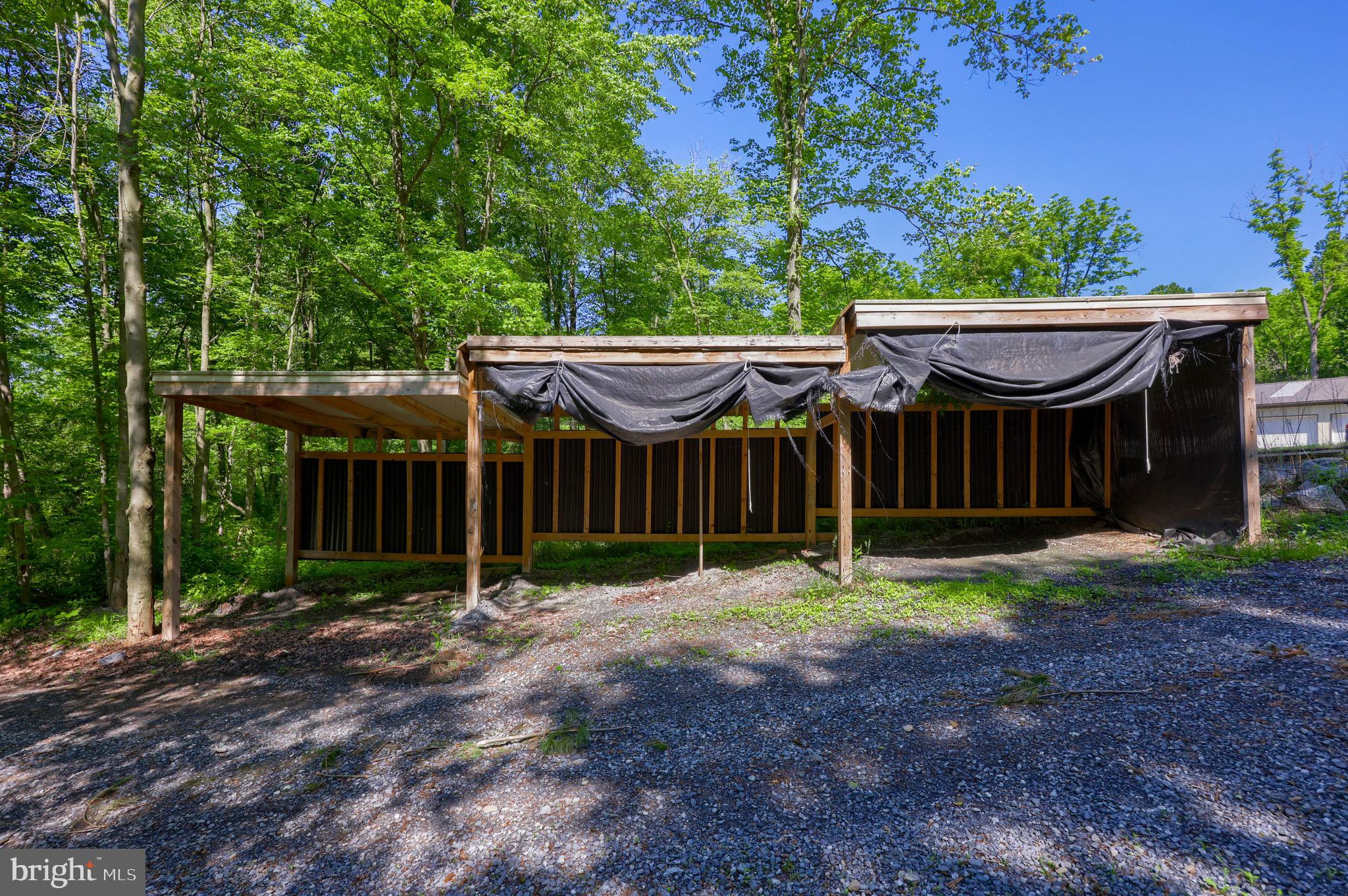 575 Church Road Manheim, PA 17545 - Photo 75 of 96 a backyard of a house with table and chairs