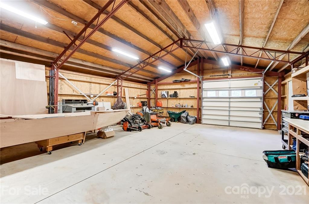 11631 Abernathy Road Charlotte, NC 28216 - Photo 43 of 46 Gallery Image 43