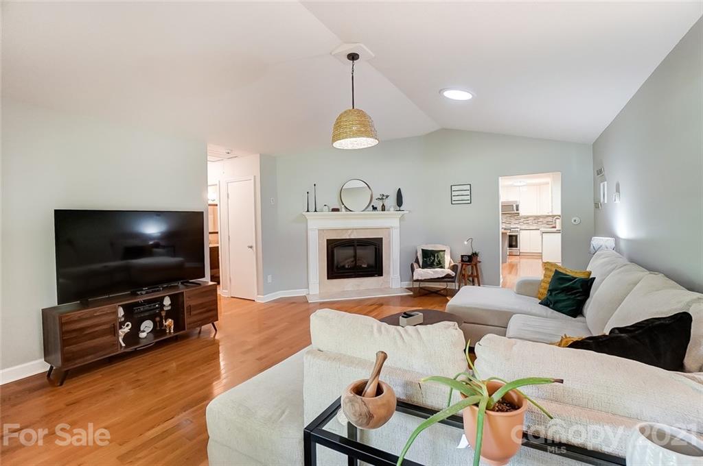 11631 Abernathy Road Charlotte, NC 28216 - Photo 8 of 46 Gallery Image 8