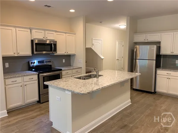 $1,900 | 151 Ainsdale Drive, Unit 38, Richmond Hill, GA 31324