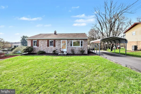$319,900 | 7833 Dewey Drive, Harrisburg, PA 17112