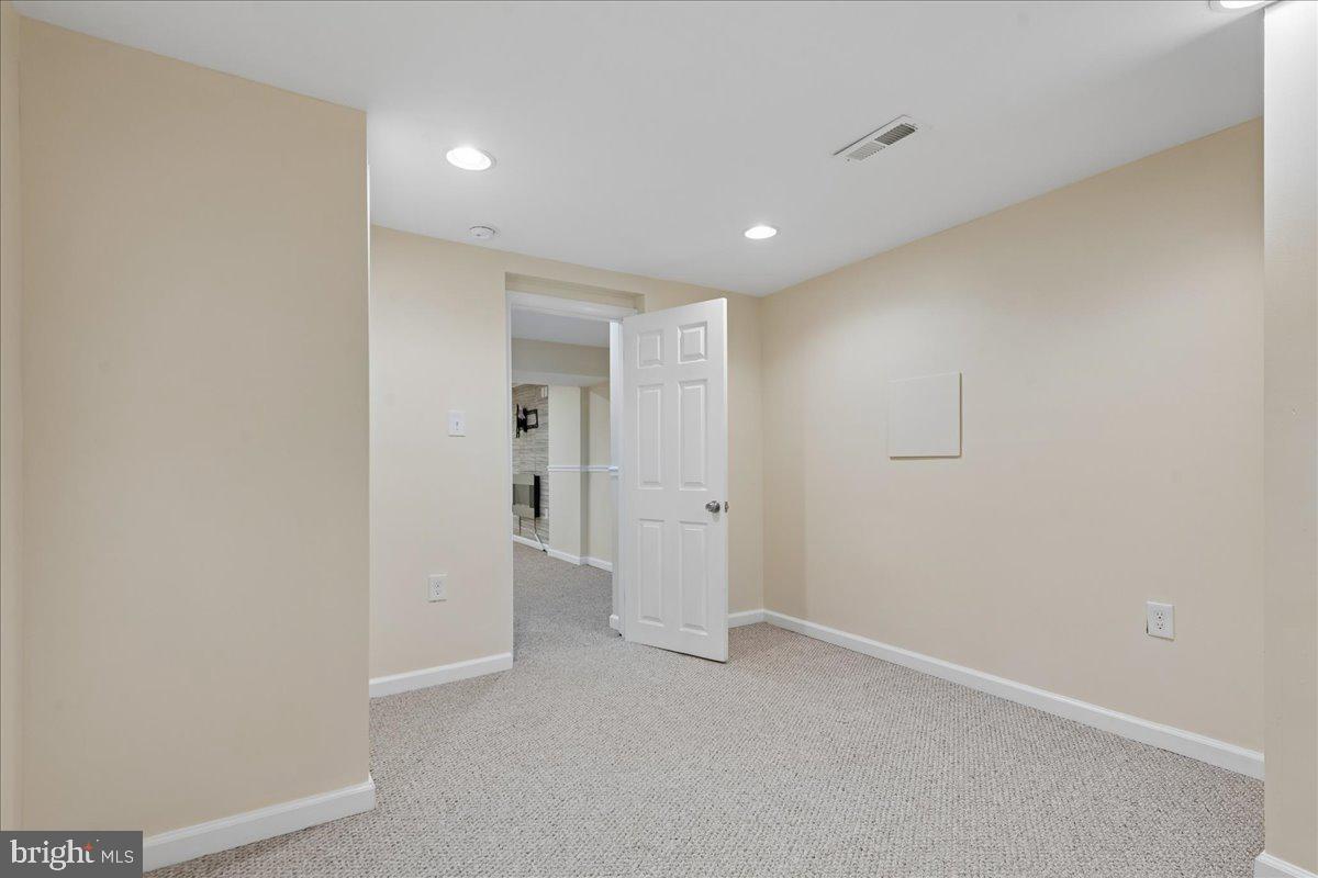 1215 Southview Road Baltimore, MD 21218 - Photo 34 of 40 Gallery Image 34