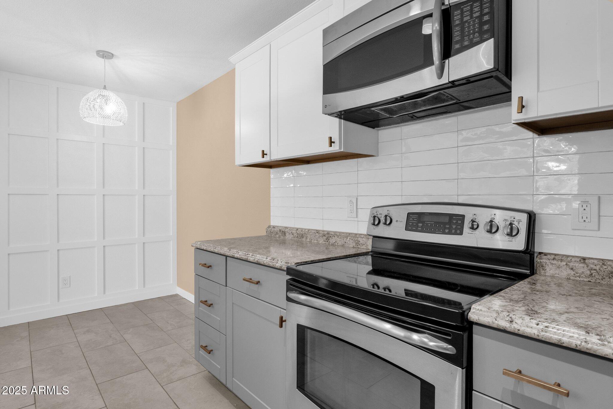 623 West Guadalupe Road, Unit 131 Mesa, AZ 85210 - Photo 2 of 38 13-web-or-mls-623-w-guadalupe-rd-131