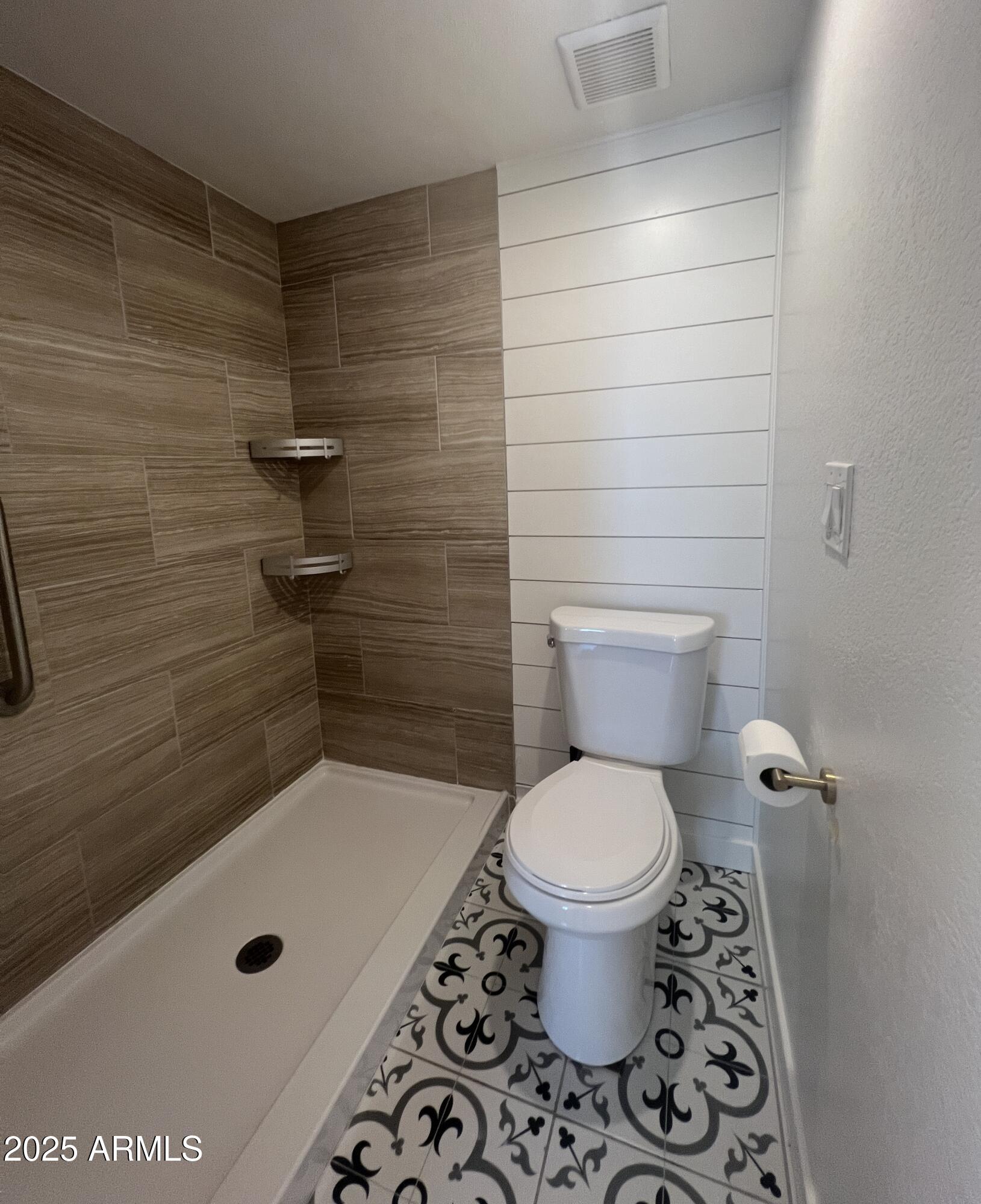 623 West Guadalupe Road, Unit 131 Mesa, AZ 85210 - Photo 21 of 38 IMG_5673