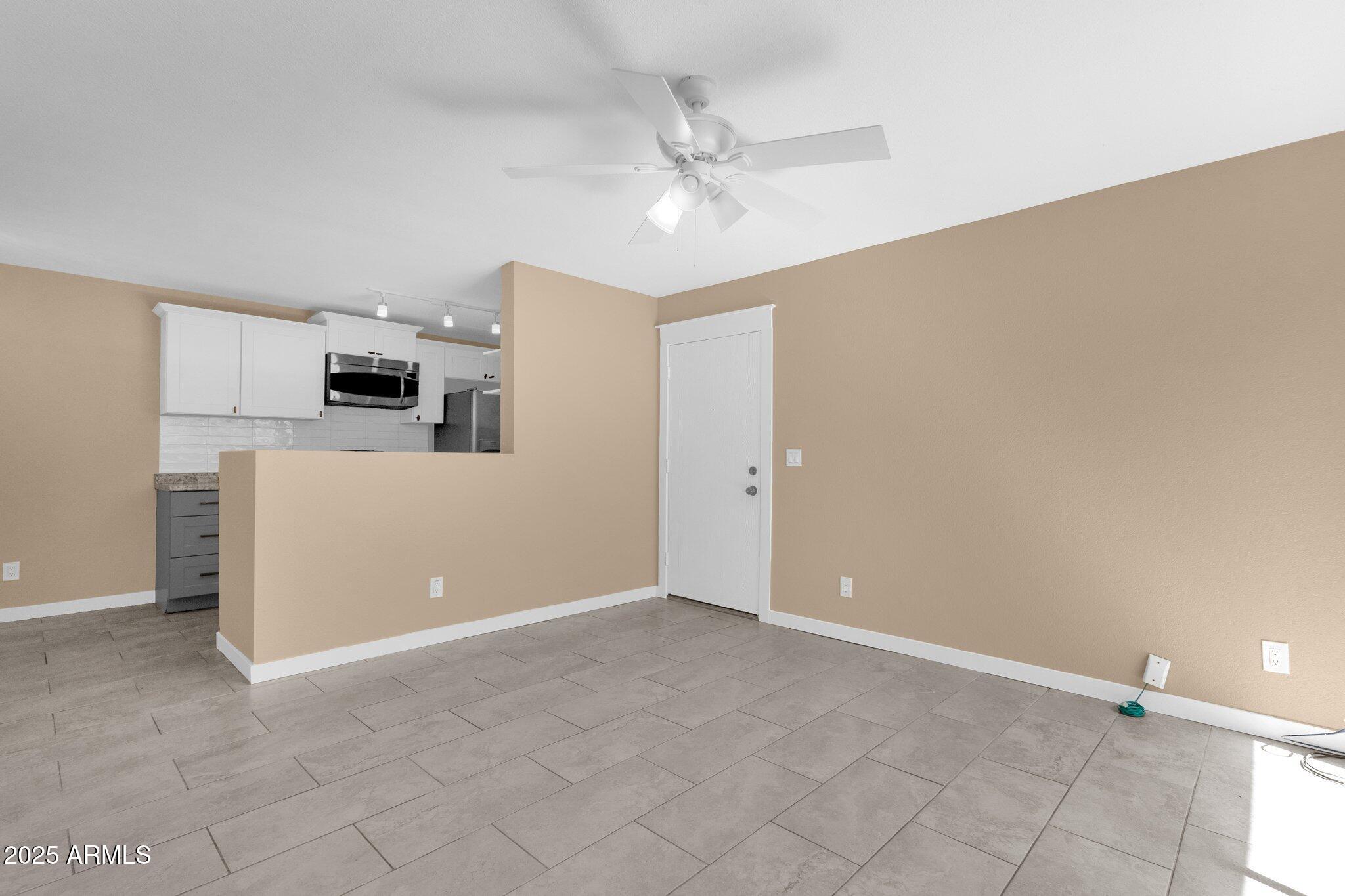 623 West Guadalupe Road, Unit 131 Mesa, AZ 85210 - Photo 9 of 38 8-web-or-mls-623-w-guadalupe-rd-131