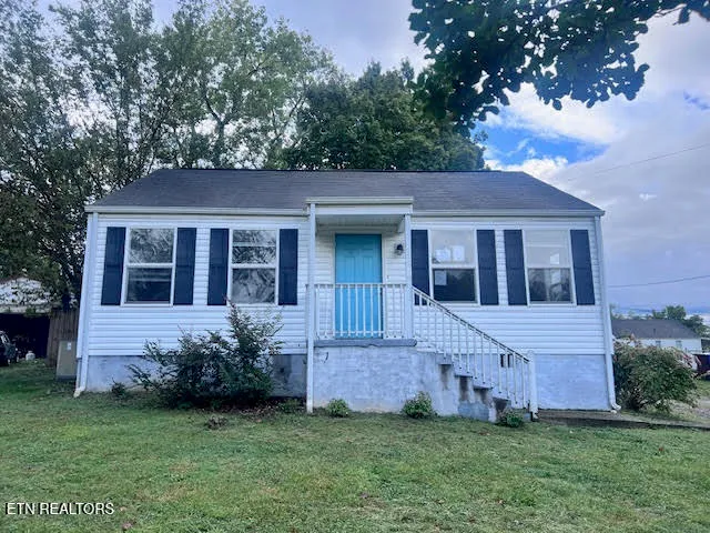 $270,000 | 626 East Lincoln Road, Alcoa, TN 37701