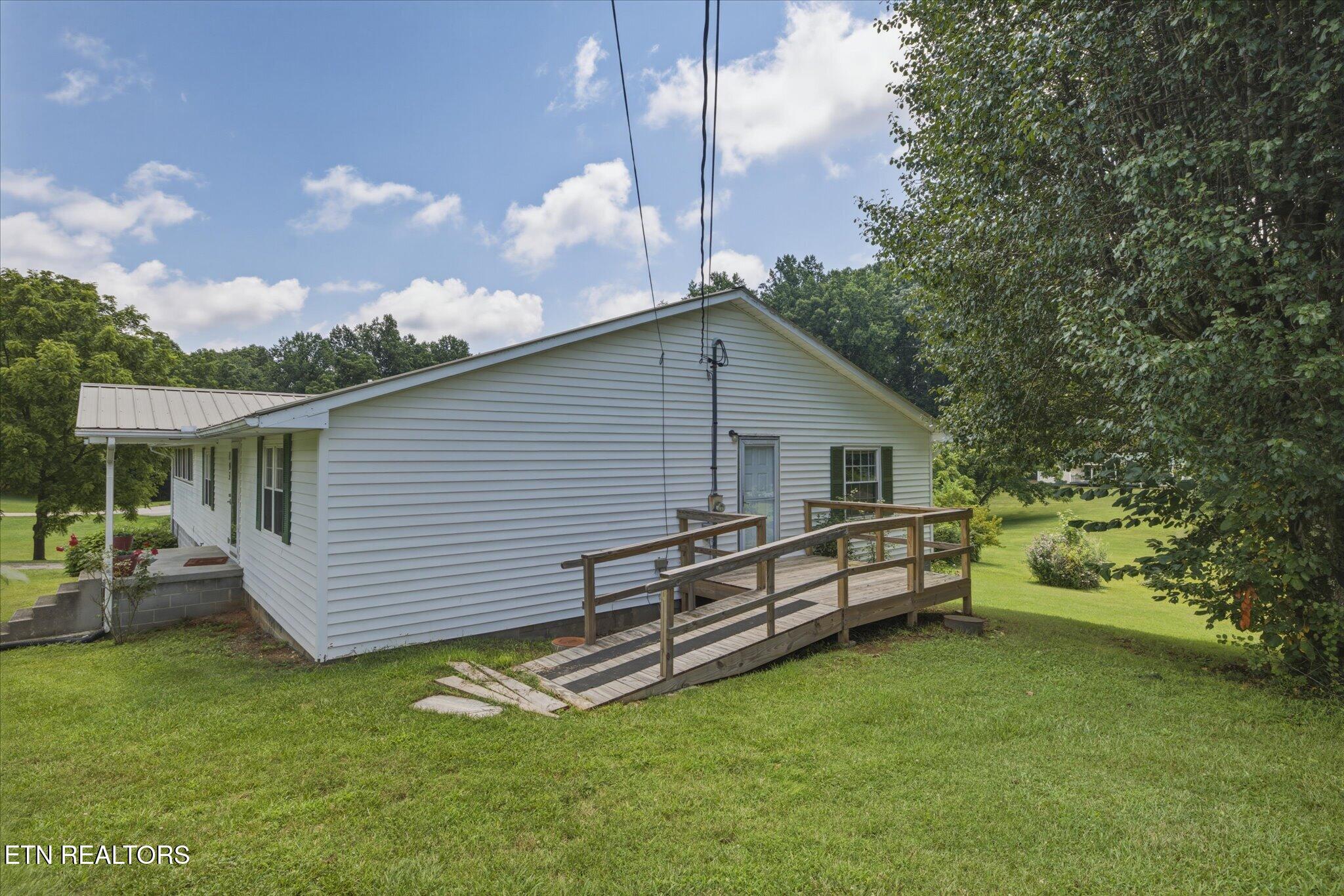 193 Loyston Road Maynardville, TN 37807 - Photo 6 of 46 06-IMG_0146