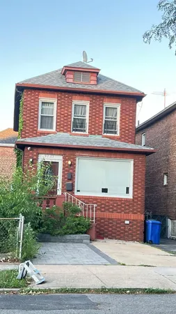 $2,700 | 92-25 Gettysburg Street | Queens Village
