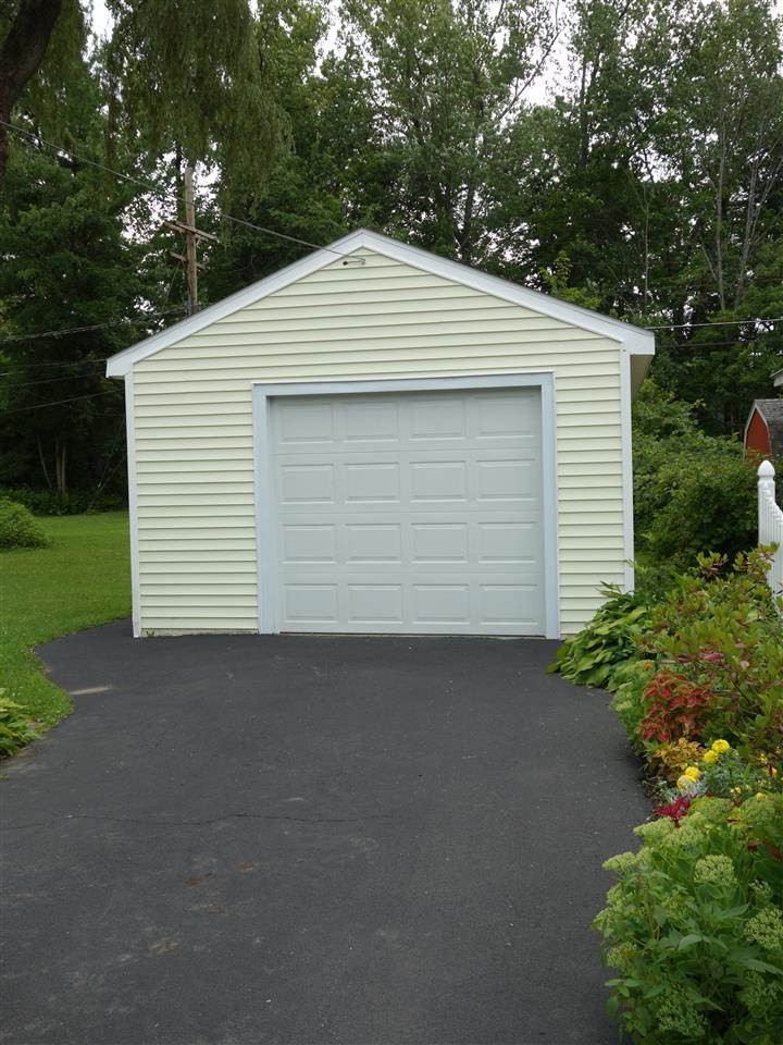 6 Wellington Road Bethlehem, NY 12054 - Photo 17 of 25 Photo 17
