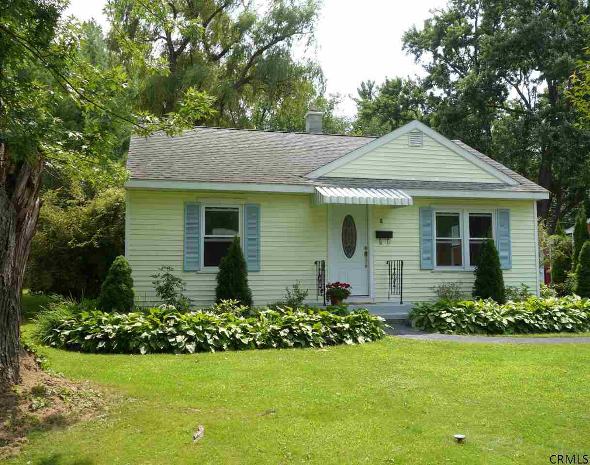 6 Wellington Road Bethlehem, NY 12054 - Photo 2 of 25 Photo 2
