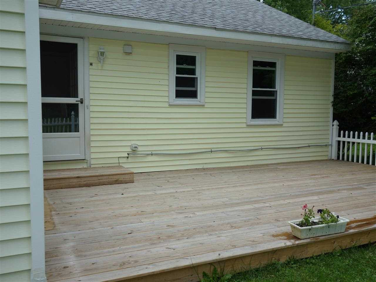 6 Wellington Road Bethlehem, NY 12054 - Photo 22 of 25 Photo 22