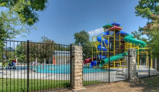 a view of a bird bath