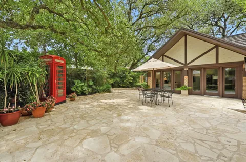 $1,565,000 | 2106 Cypress Point East, Austin, TX 78746