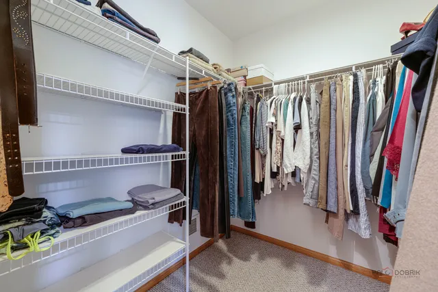 $650,000 | 126 South Fiore Parkway, Vernon Hills, IL 60061