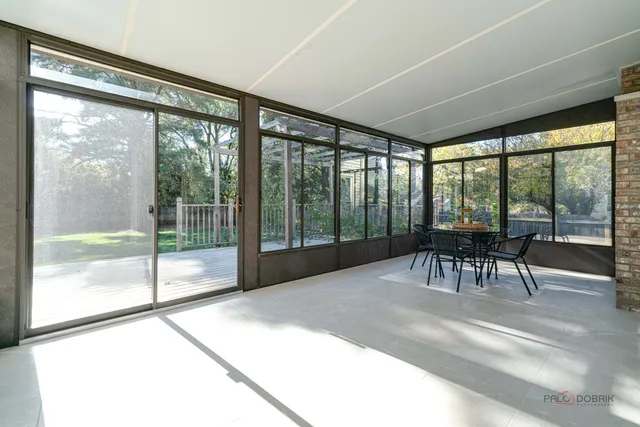 $650,000 | 126 South Fiore Parkway, Vernon Hills, IL 60061