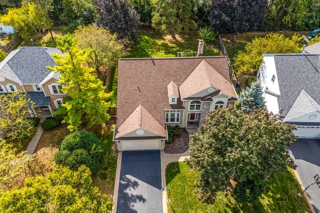 $650,000 | 126 South Fiore Parkway, Vernon Hills, IL 60061