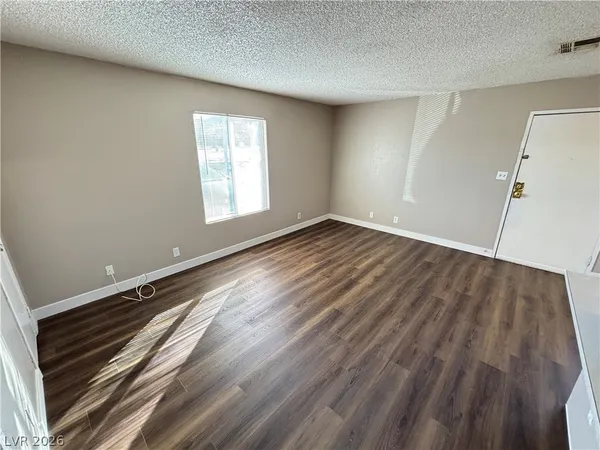 $1,095 | 155 Westminster Way, Unit A, Henderson, NV 89015