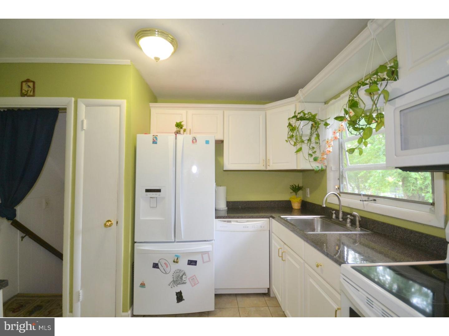 28 Brant Road Eagleville, PA 19403 - Photo 7 of 24 Kitchen