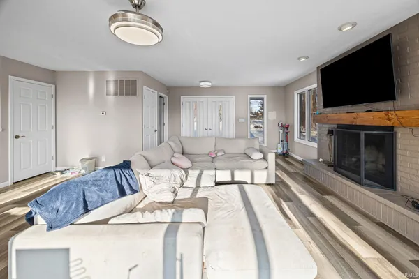 $230,000 | 1545 North 3rd Street, Logansport, IN 46947