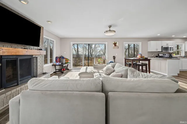 $250,000 | 1545 North 3rd Street, Logansport, IN 46947