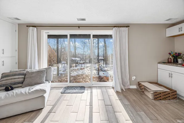 $250,000 | 1545 North 3rd Street, Logansport, IN 46947