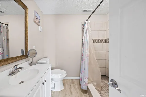 $230,000 | 1545 North 3rd Street, Logansport, IN 46947