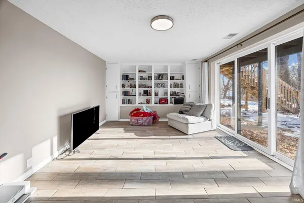 $230,000 | 1545 North 3rd Street, Logansport, IN 46947