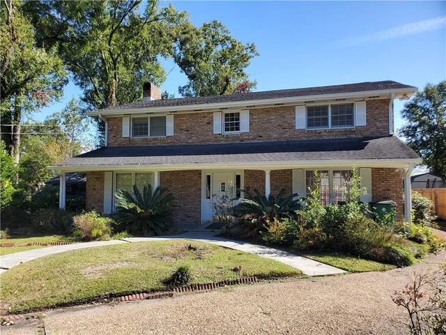$515,000 | 307 Midway Drive, River Ridge, LA 70123