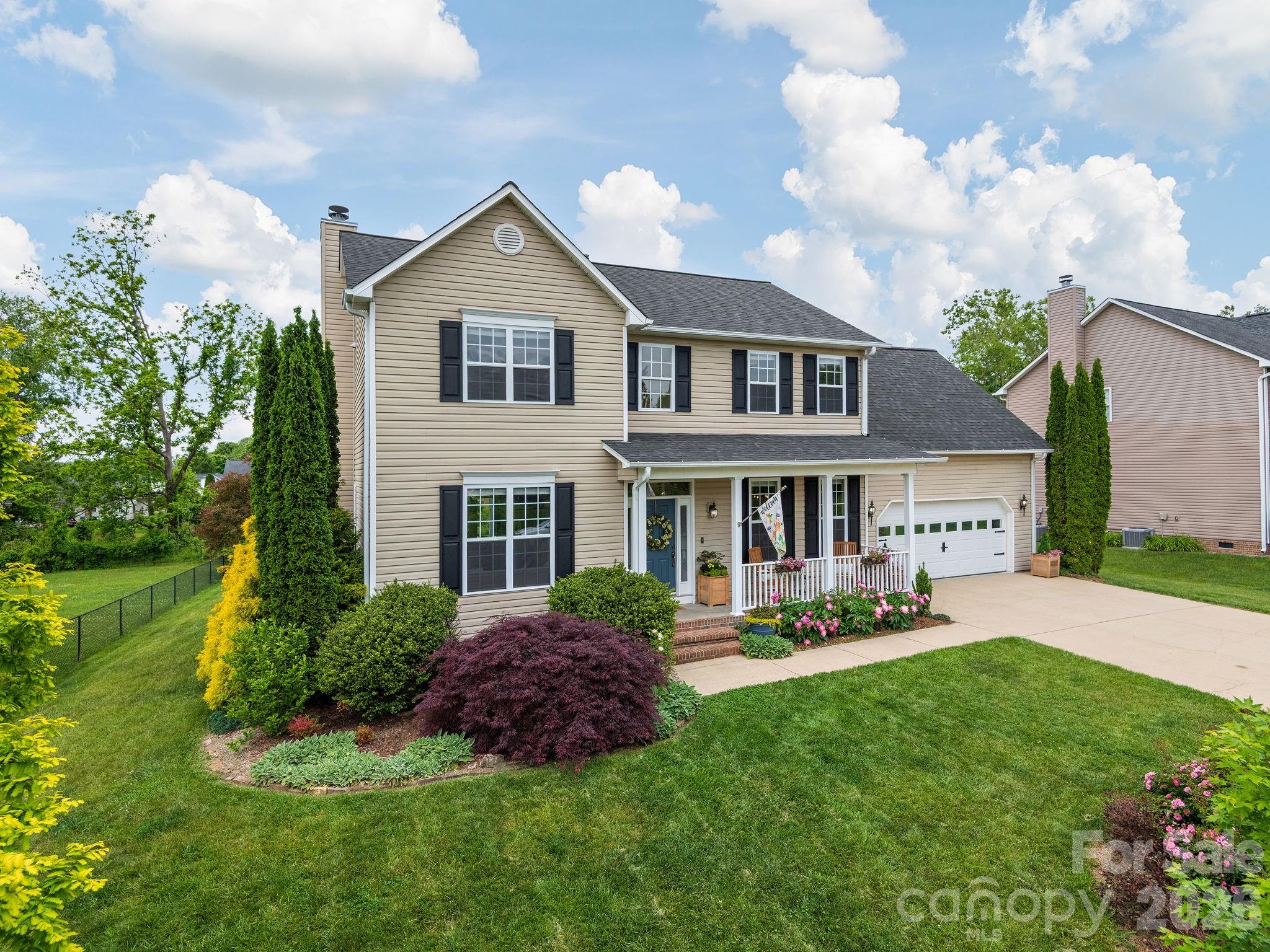 288 Walnut Crest Road Fletcher, NC 28732 - Photo 4 of 48
