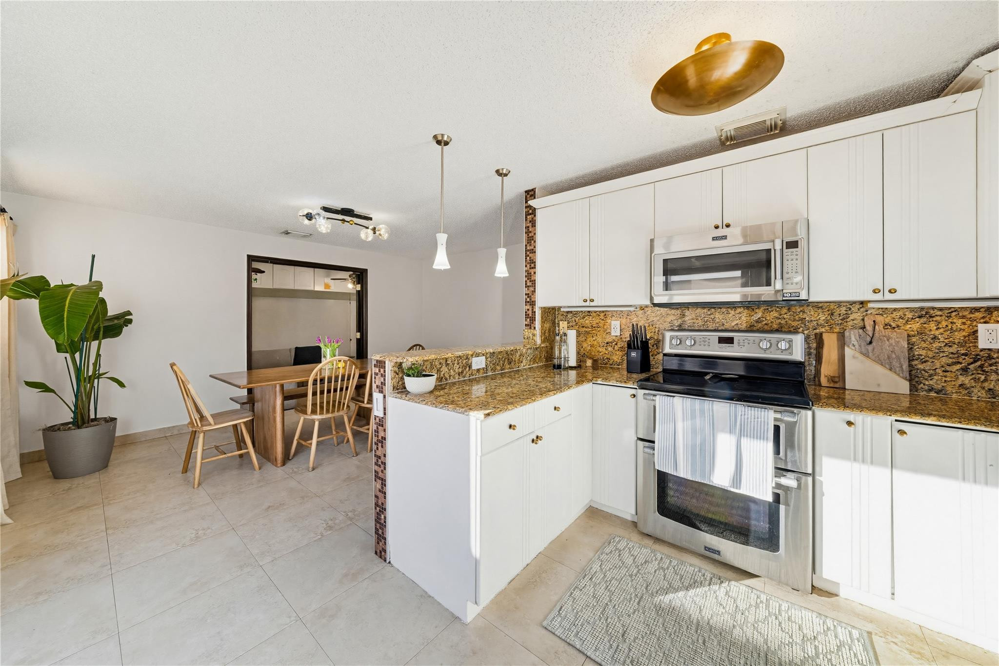 14277 Southwest 177th Street Miami, FL 33177 - Photo 10 of 38 Photo 10