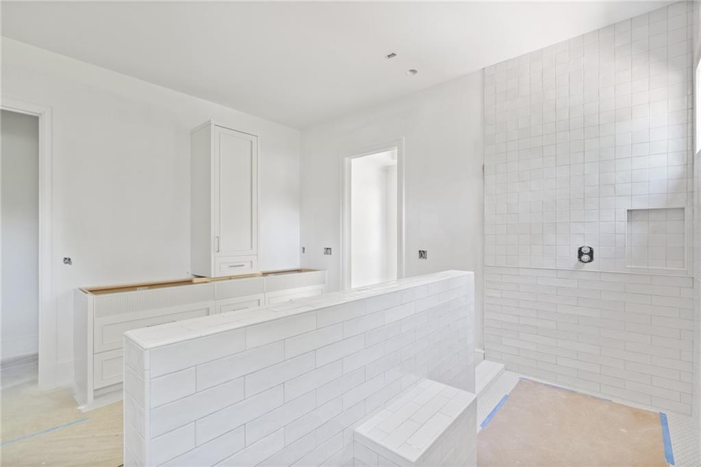 10910 Woodstock Road Roswell, GA 30075 - Photo 19 of 20