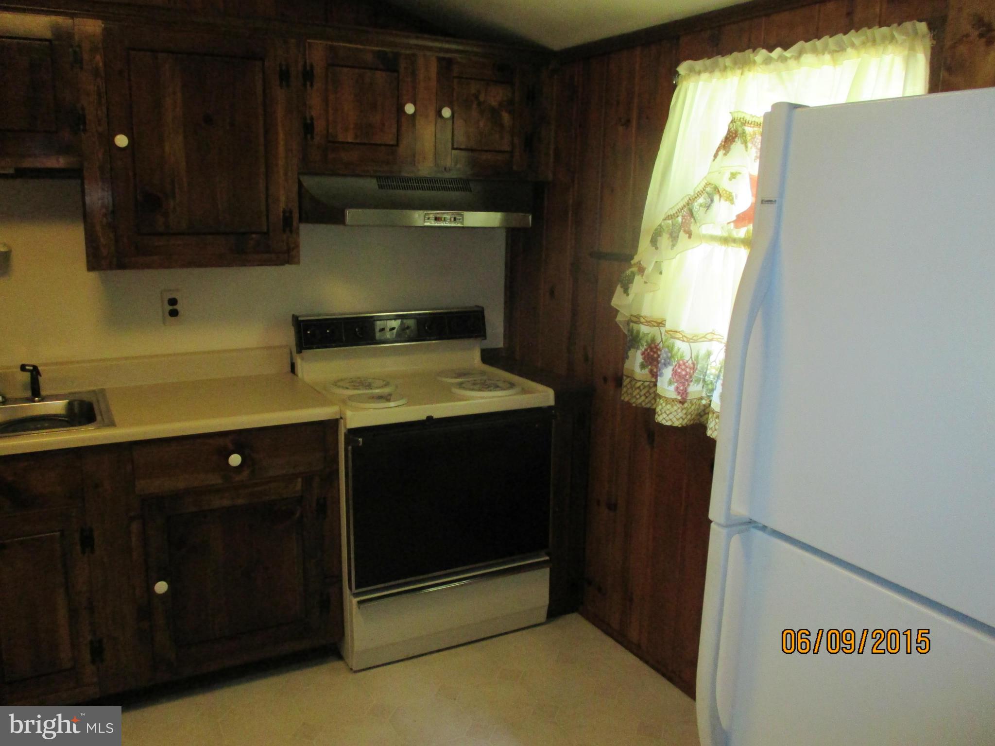 1007 Wallace Road Crownsville, MD 21032 - Photo 16 of 18 Kitchen