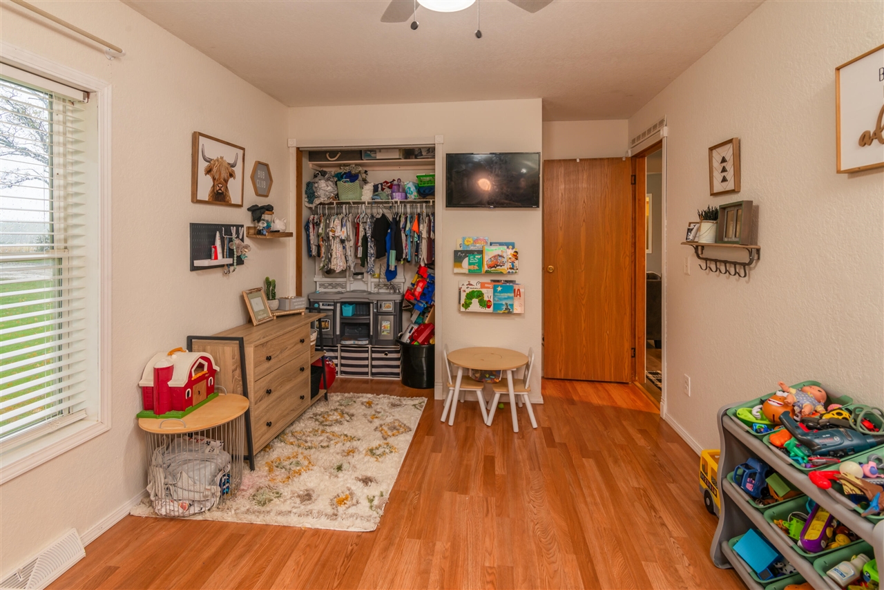 498 West Barnhart Road Union City, MI 49094 - Photo 21 of 37 Gallery Image 21