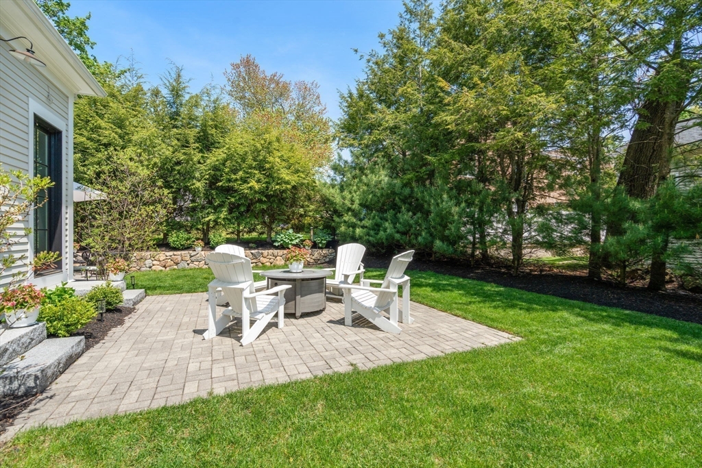 33 Hickory Road Wellesley, MA 02482 - Photo 39 of 42