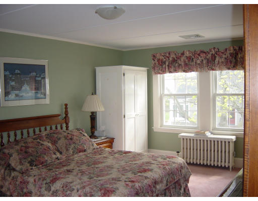 98 Farnham Street Belmont, MA 02478 - Photo 20 of 27