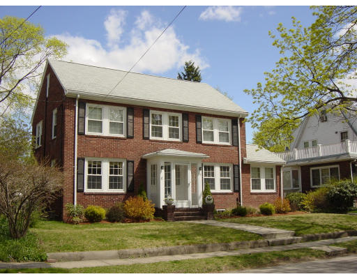 98 Farnham Street Belmont, MA 02478 - Photo 3 of 27
