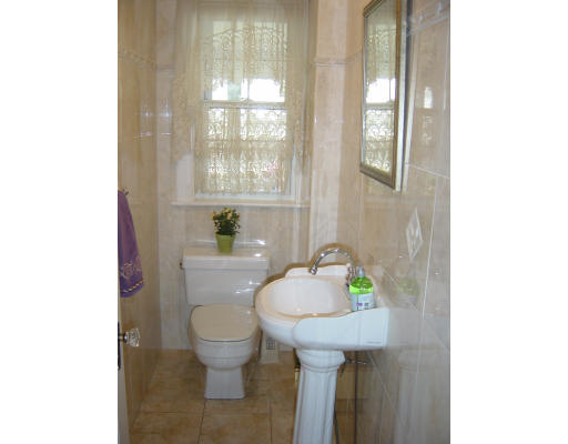 98 Farnham Street Belmont, MA 02478 - Photo 8 of 27